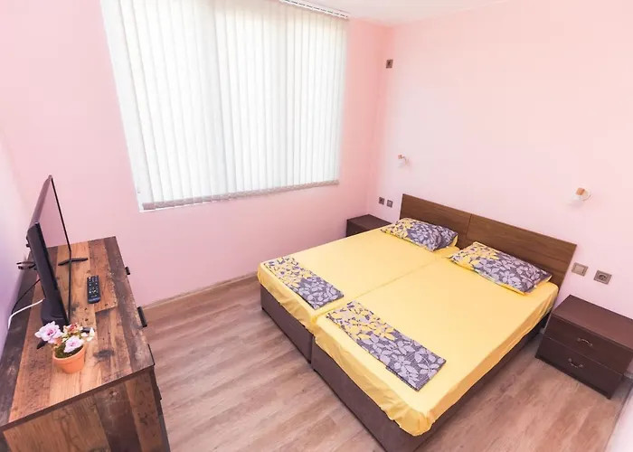 за гости боряна アパート *